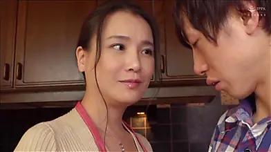 Japon Bir MILF'in Yasak Arzuları