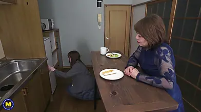 Aged brunette Japanese granny seduces a teen schoolgirl for passionate lesbian pussy licking