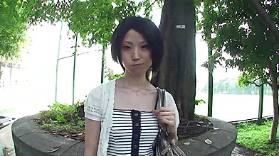 日本熟女的第一次肛交奶油派体验