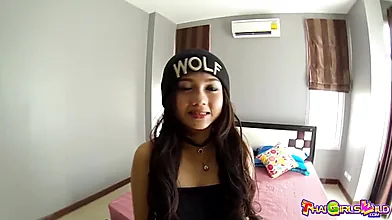 Thai Teenager Enjoys Intimate Encounter with Foreigner