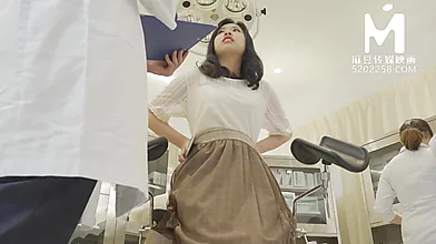 Lin Yan sorgt in diesem exklusiven Video von ModelMedia Asia für Furore.