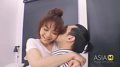 Sexy Chinese girl  in a horny hotel